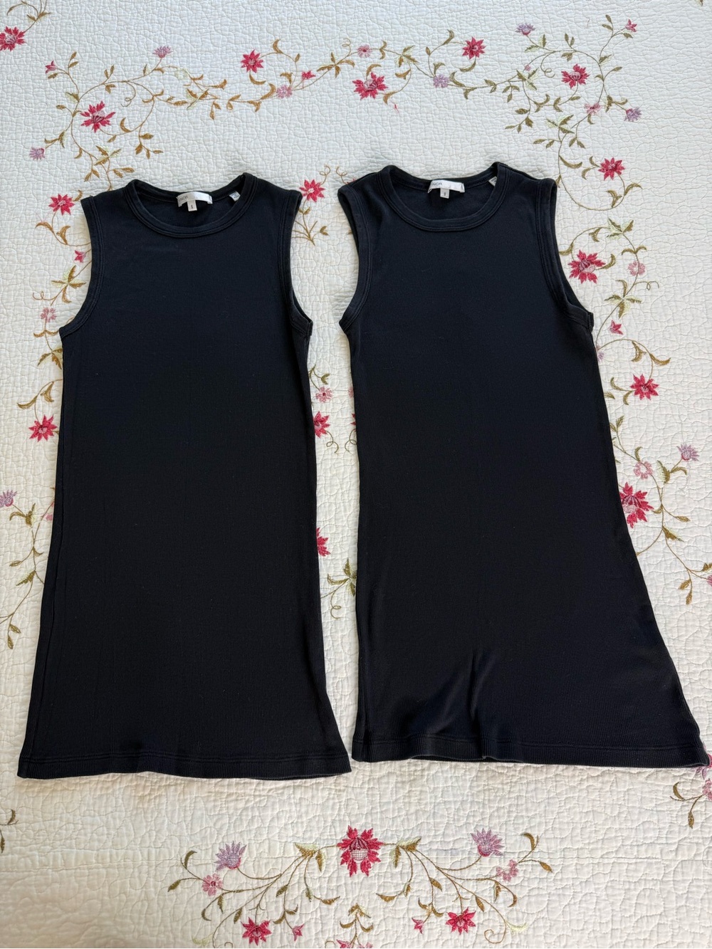VINCE Women’s Basic Top Black Size Small Cotton | Soft | Lot of 2